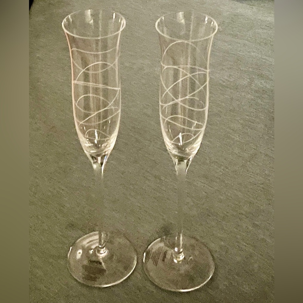 Nambe Crystal Champagne Flutes — Motus Collection